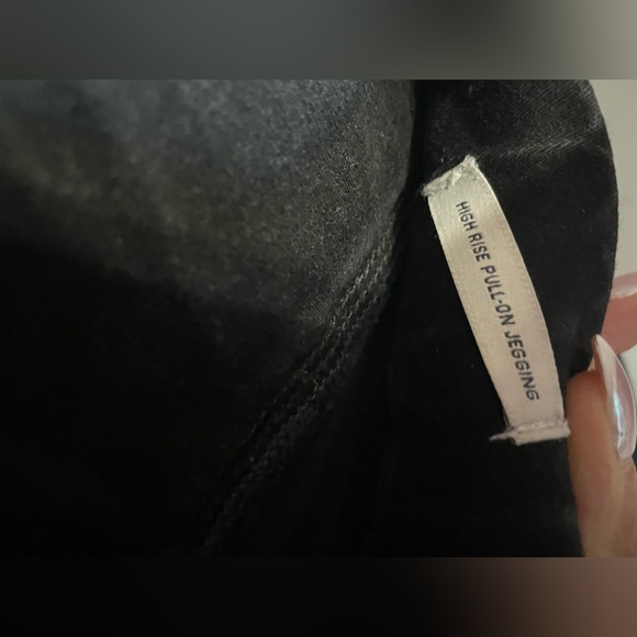 Universal Thread High Rise Pullon Jeggings - Picture 5 of 6